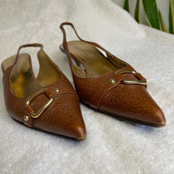 Dolce and Gabbana low slingback pumps - Picture 5 of 9